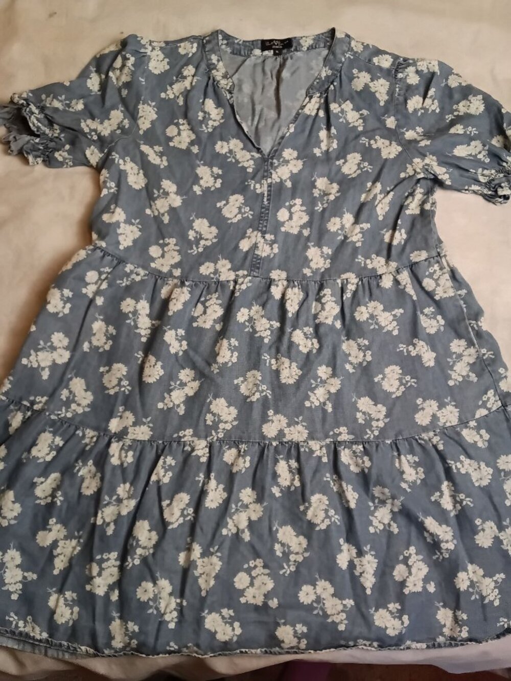 Velvet Heart Women's XL Denim Shirt Dress Tiered Floral Pullover Blue